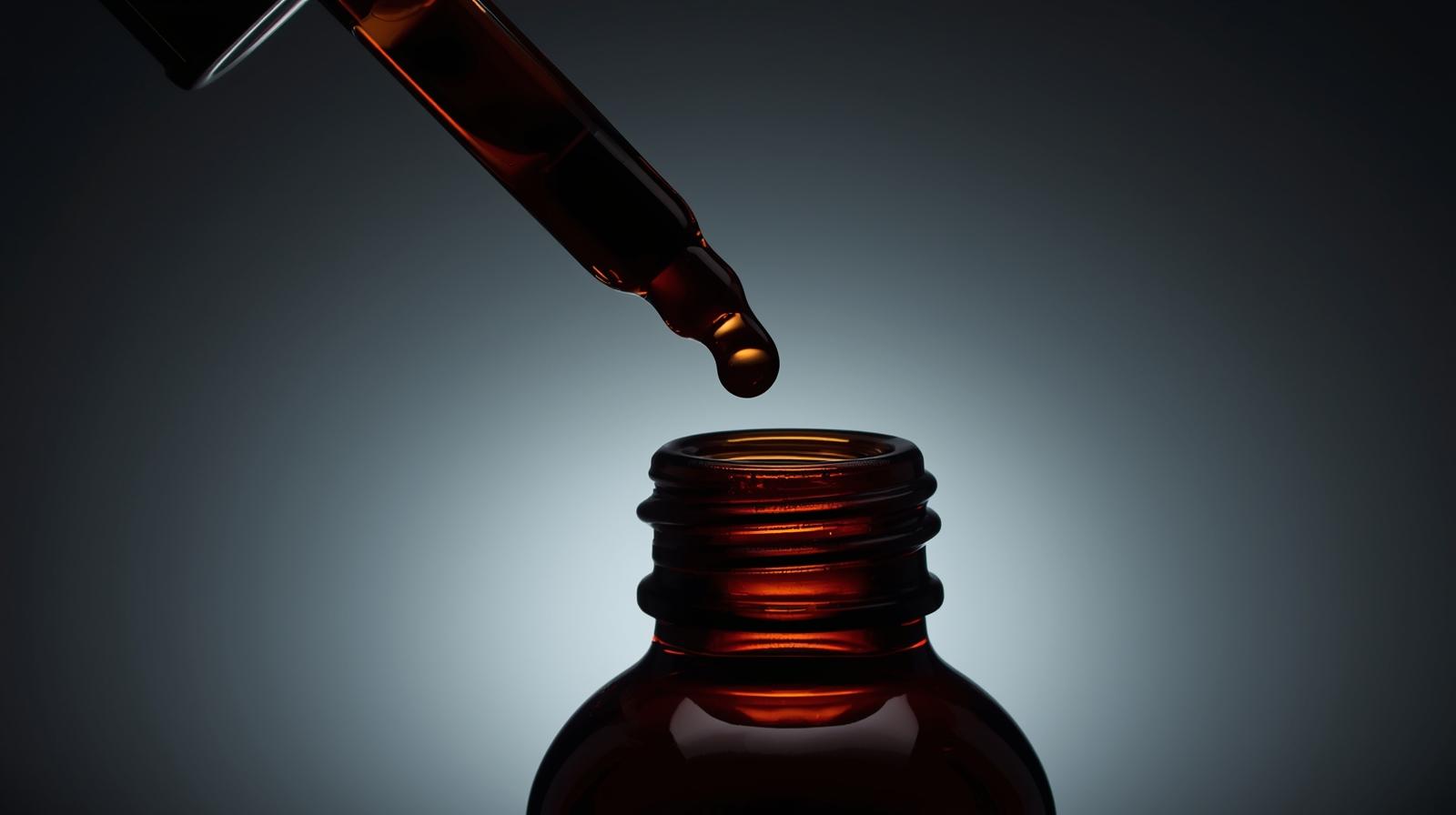 Frasco de Lugol em vidro âmbar com conta-gotas